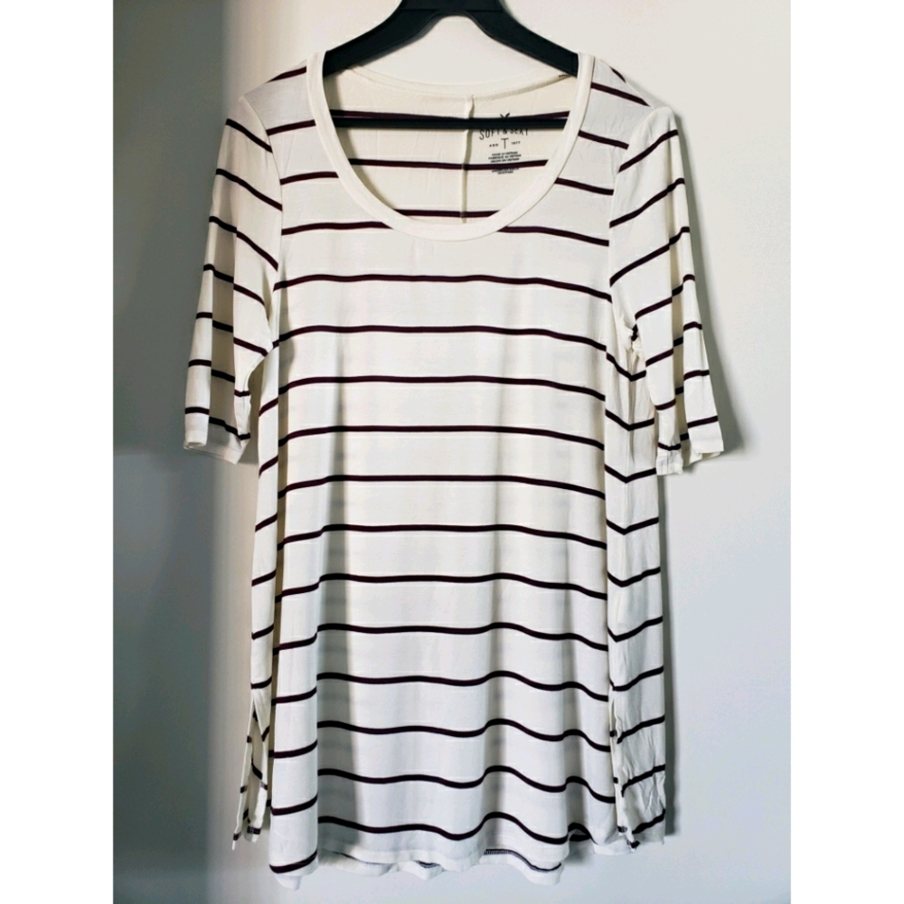 American Eagle shirt